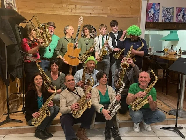 Élèves de la NEMA et AMD pour la Saint Patrick à l'Académie à Aubenas